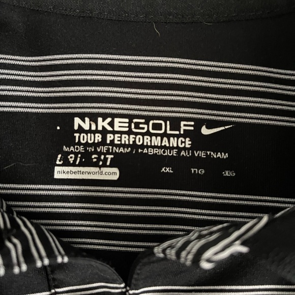 3 for $20 Nike black and white golf shirt - Picture 4 of 5